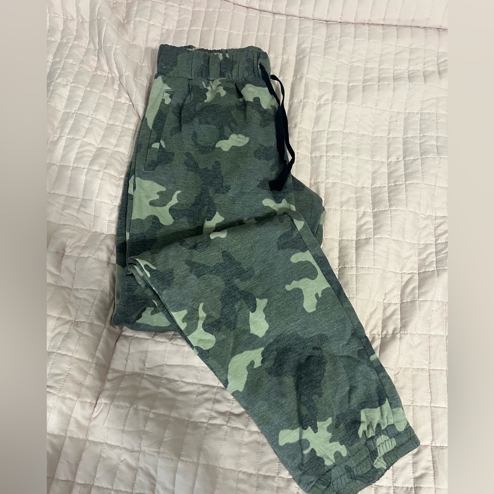 camo sweats
